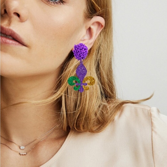 Mardi Gras Magic: Dazzling Beaded Fleur de Lis Dangle Earrings! NWT - Picture 2 of 4